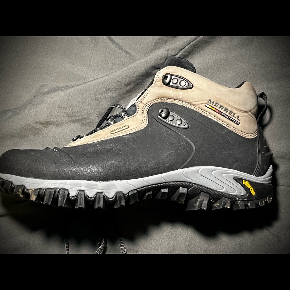 Merrell Mens Thermo 6 Hiking Boot Vibram